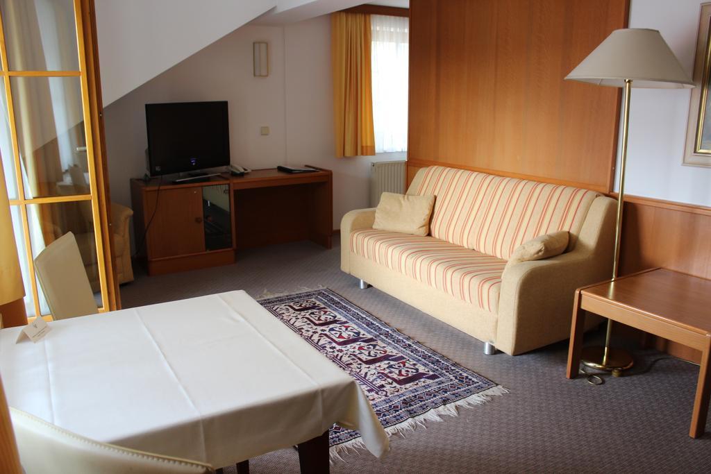 Seehotel Paulitsch Velden am Wörthersee Стая снимка