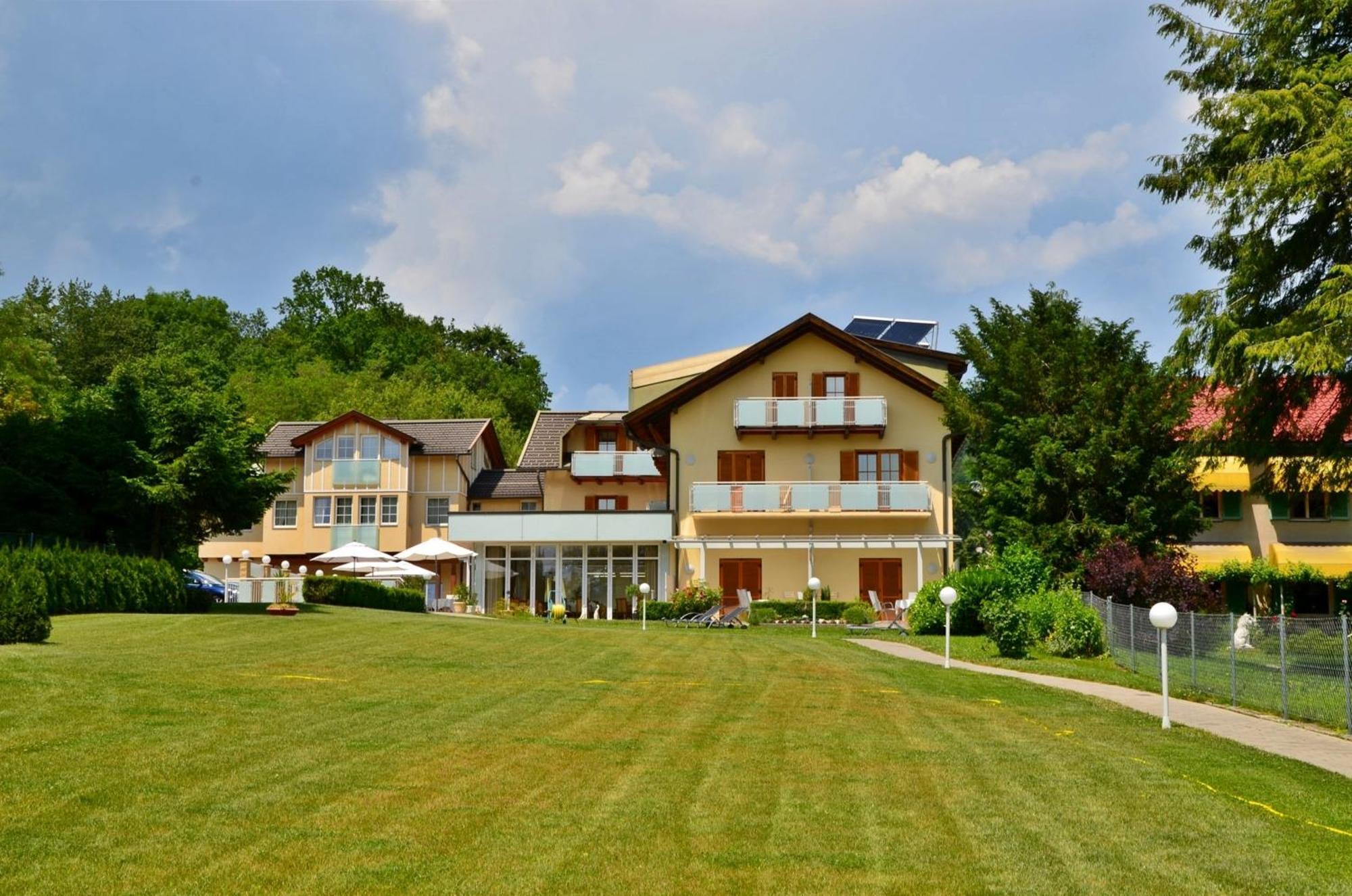 Seehotel Paulitsch Velden am Wörthersee Екстериор снимка