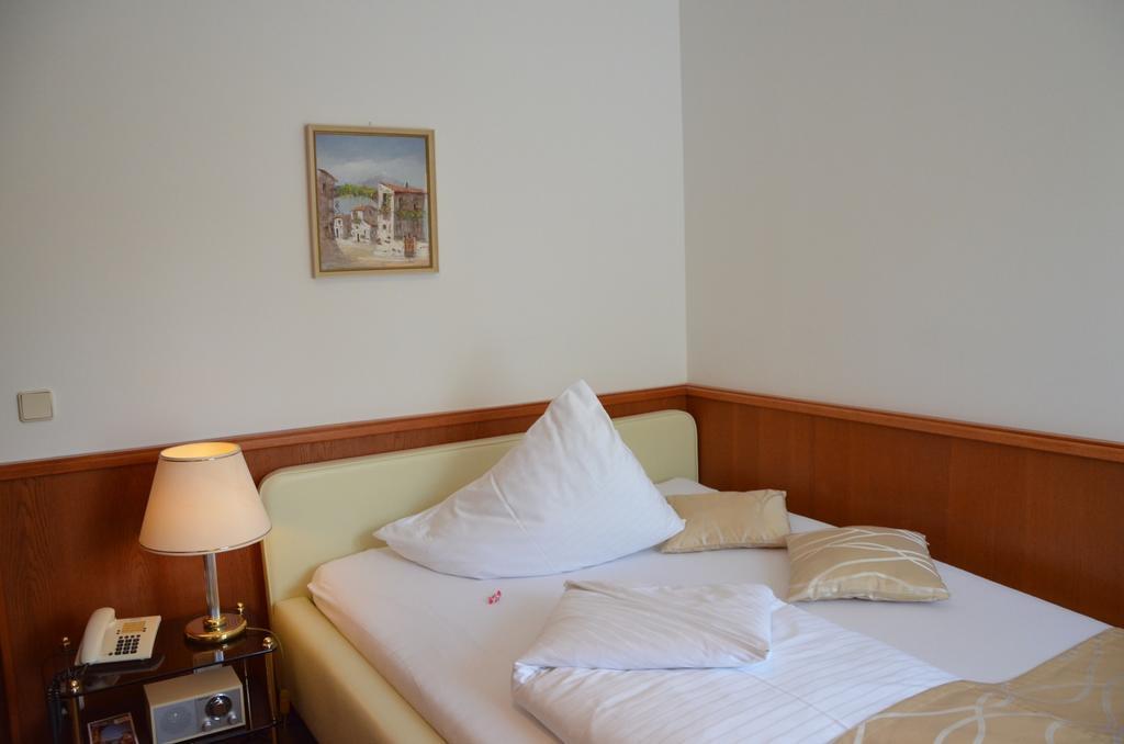 Seehotel Paulitsch Velden am Wörthersee Екстериор снимка