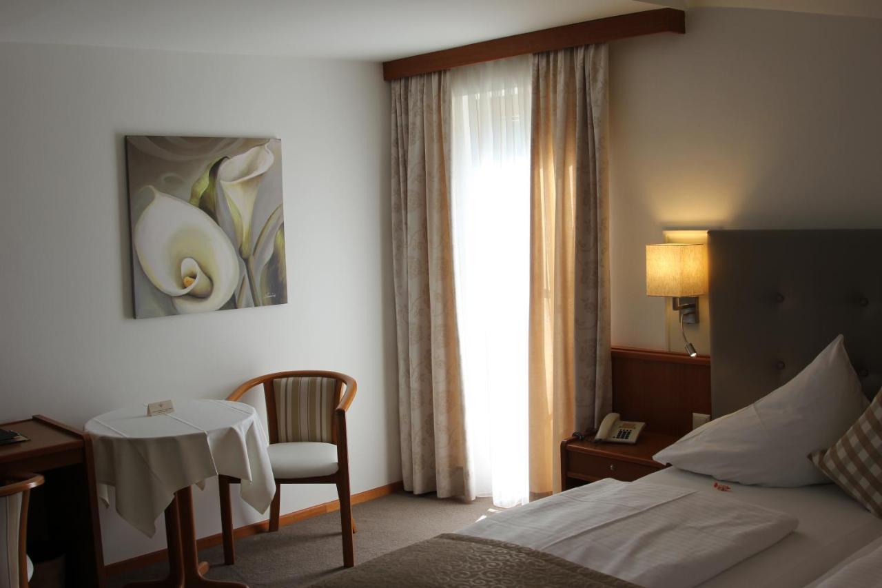 Seehotel Paulitsch Velden am Wörthersee Екстериор снимка